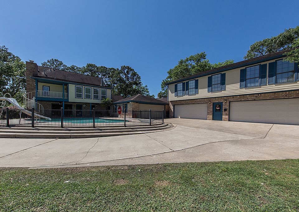 1st image of 4628 Bayou Blvd