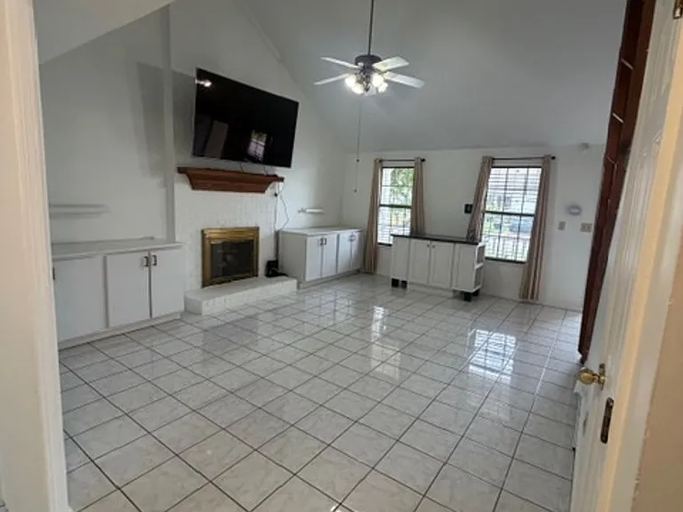 2245 Speckled Rock Ln — Photo 11