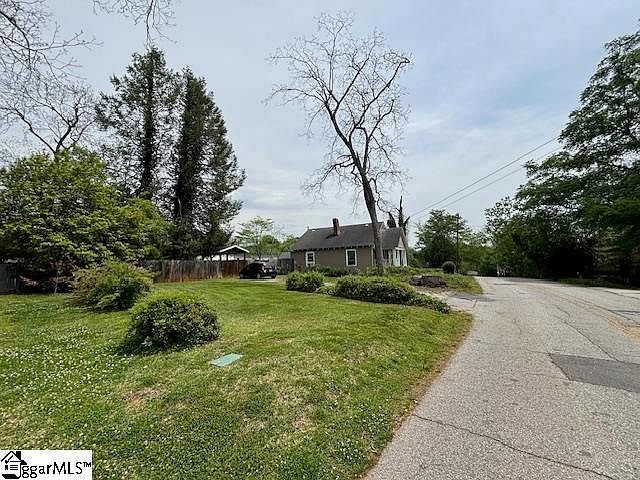 1st image of 404 Ashley Ave