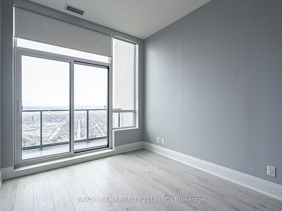 5th image of 36 Park Lawn Rd Penthouse 4403