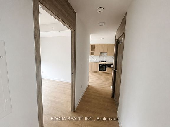 3rd image of 18 Esther Shiner Blvd #1815