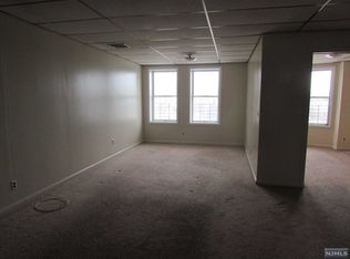 9 W Erie Ave, Rutherford, NJ 07070