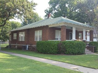 922 Iowa St, Neodesha, KS 66757