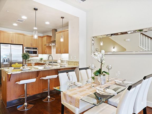 4th image of 2827 Olivares Ln