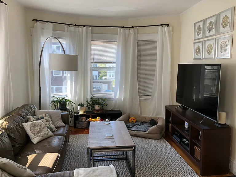28 Laurel St #2 — Photo 10