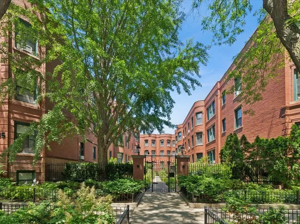 832 W Lakeside Pl APT 3S, Chicago, IL 60640