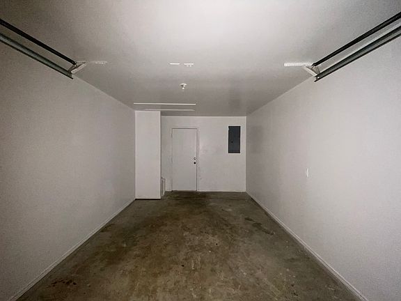 5th image of 2805 Lucille Dr #B