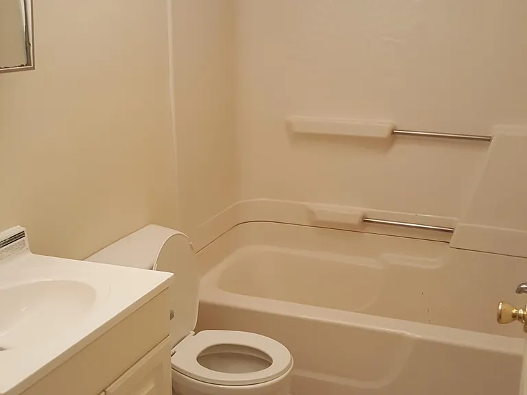 813 Wood St #3 — Photo 9
