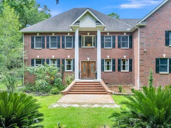 2285 Leadenwah Dr, Wadmalaw Island, SC 29487