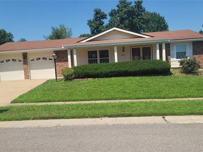 11989 Red Lion Dr, Florissant, MO, 63033
