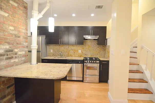 Rented by MNS | media 34