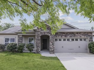 1615 Yellow Daisy Dr, Matthews, NC 28104