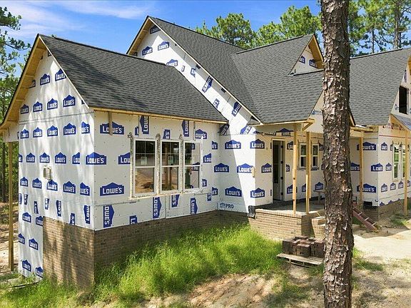 2nd image of 172 Woodbine Way