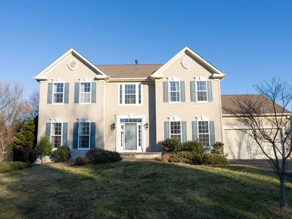 78 Stanford Rd E, Pennington, NJ 08534