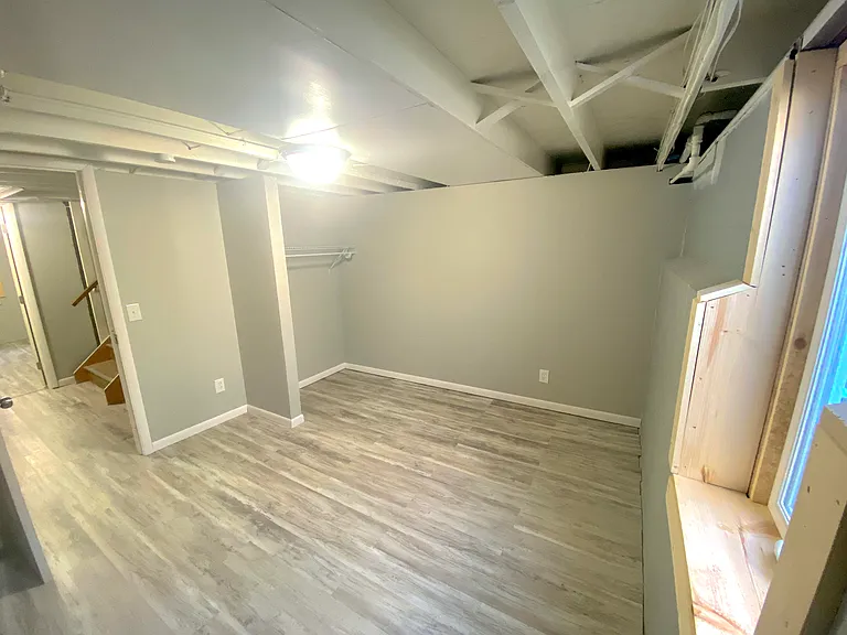 121 W Bagley Rd — Photo 8