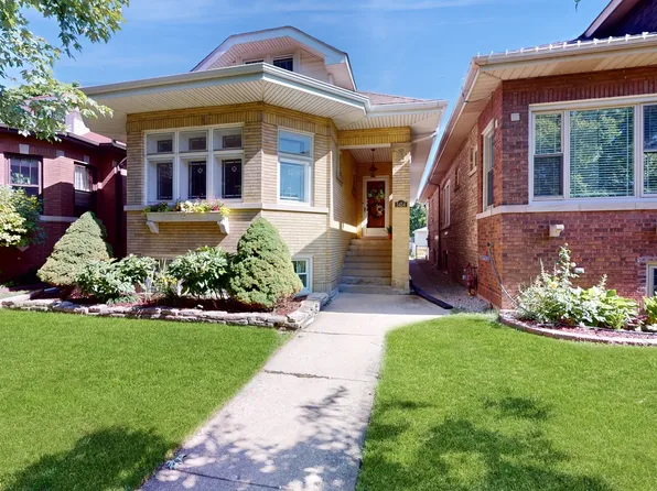 5454 W Hutchinson St, Chicago, IL 60641