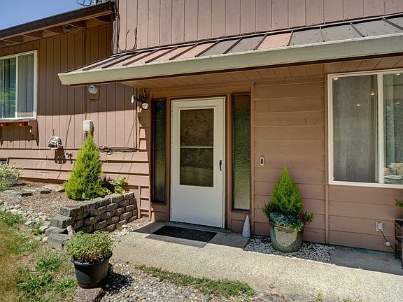 3rd image of 5130 S 324th St