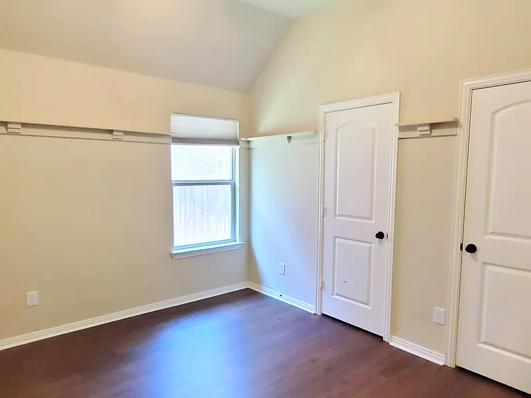 2614 Independence Dr — Photo 8