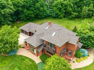 W25598 Sullivan Rd, Trempealeau, WI 54661