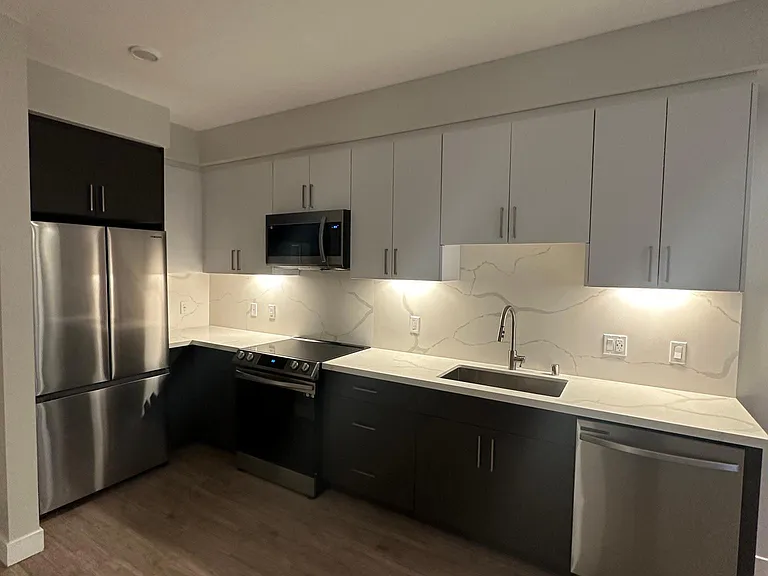 Evoc Hillcrest — Photo 50