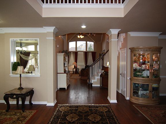 4th image of 1547 Parkside Cir
