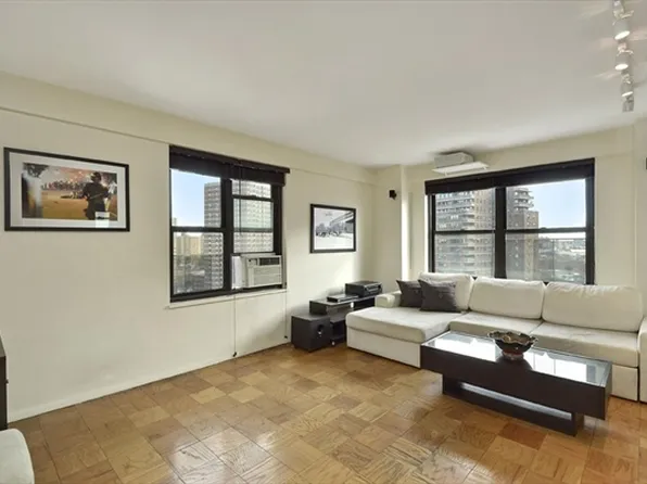 385 Grand Street image 1 of 5