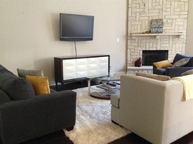 1st image of 4308 Aston Ln