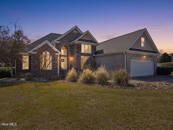 3rd image of 113 Lookout Ridge