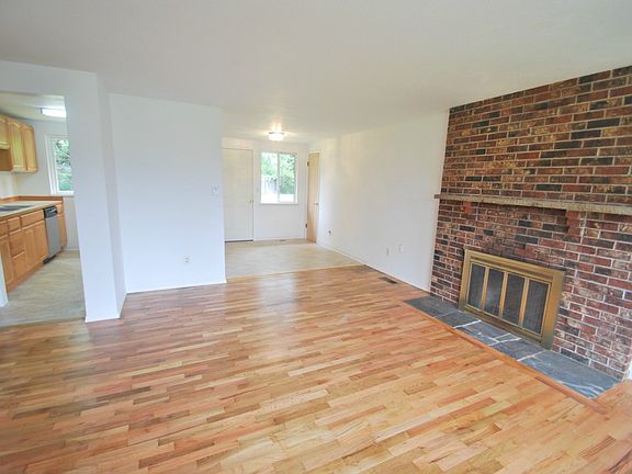 5th image of 8519 Nixon Ave SW