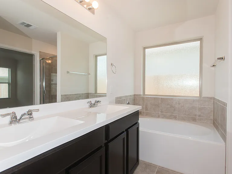 5717 Southerner Way — Photo 12
