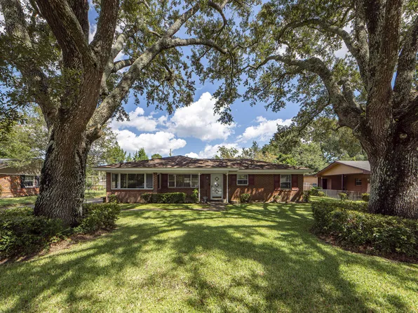 880 Dills Bluff Rd, Charleston, SC 29412