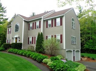 54 Fiddlehead Ln, Chester, NH 03036