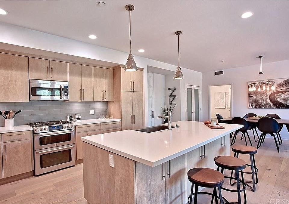 1st image of 4240 Laurel Canyon Blvd Unit 101