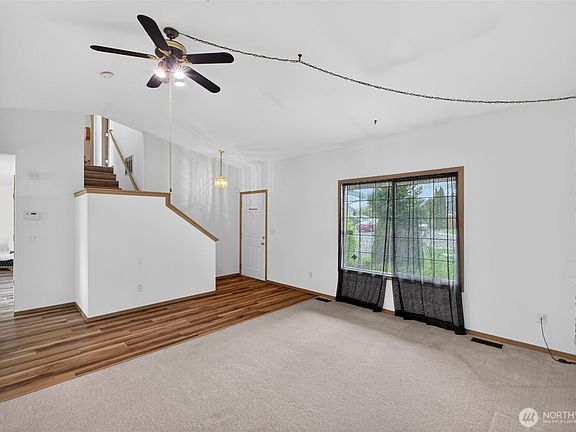 2nd image of 1323 202nd Street E