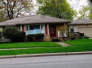 216 E Main St, Rockford, MI 49341