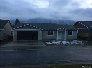 405 Ridgewood Dr, Manson, WA 98831