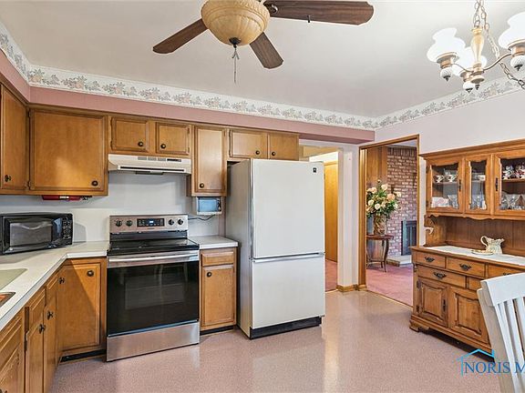 5th image of 6155 Dellwood Dr
