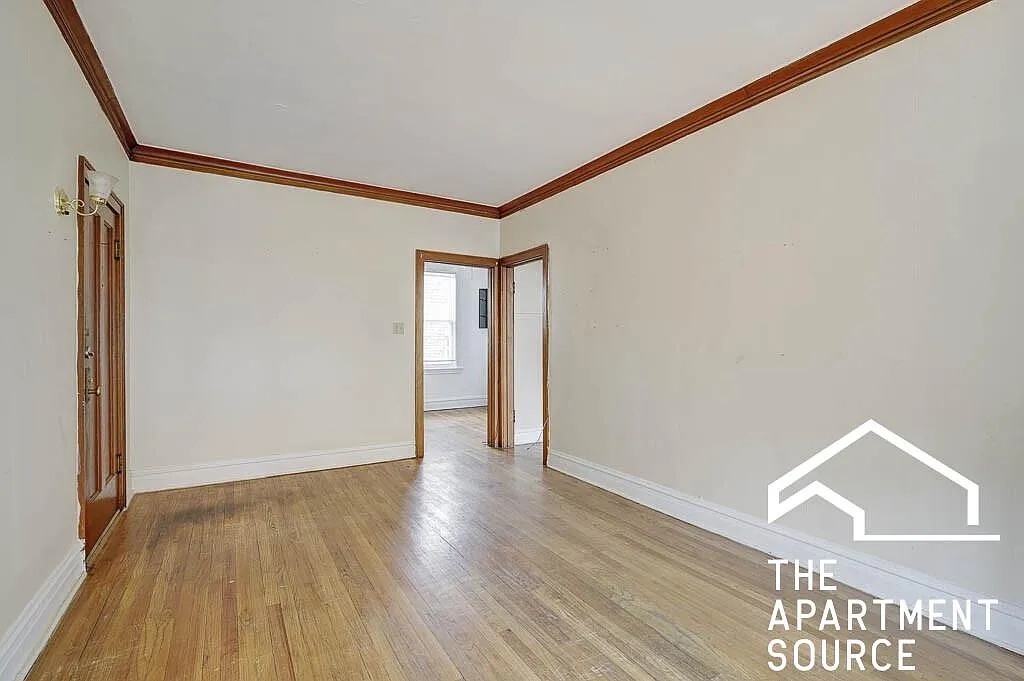 1 bed, 700 sqft, $1,500 — Photo 3