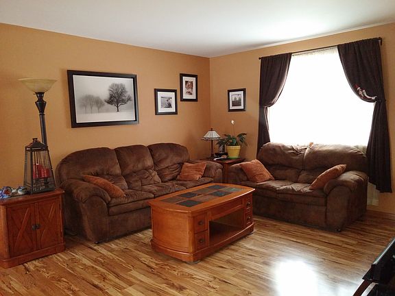 Upstairs living room 