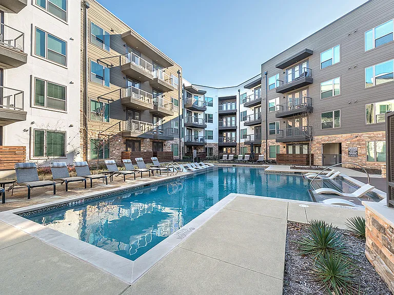 The Lucas Apartments — Photo 4