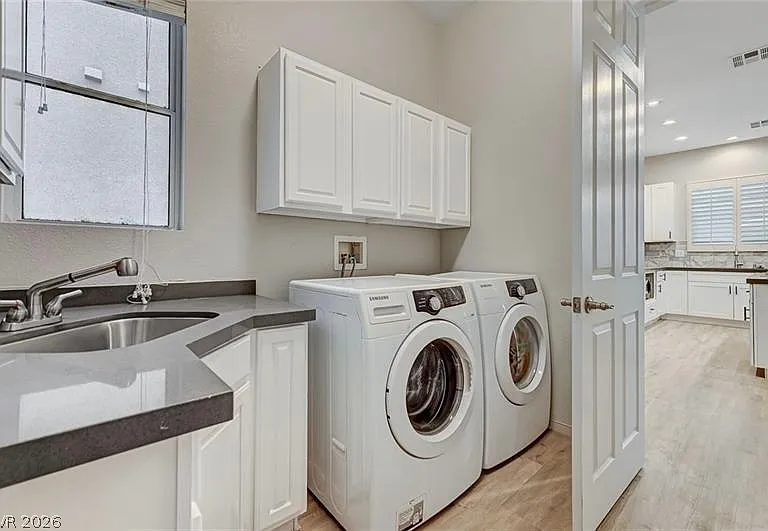 8103 Villa Cano St — Photo 22