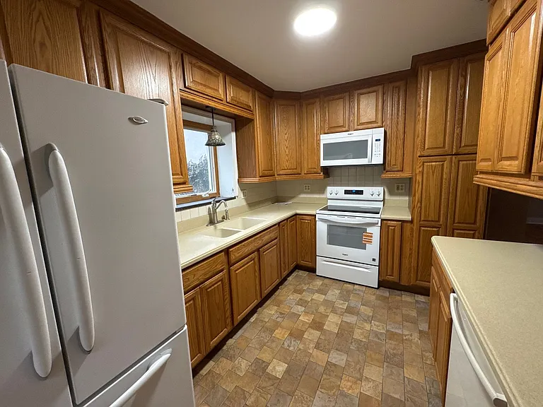 3686 Lower Saucon Rd — Photo 8