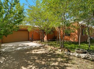 74 Las Estrellas, Santa Fe, NM 87507