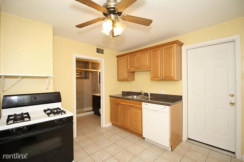 1st image of 3709 N Bosworth Ave #Unt1ch