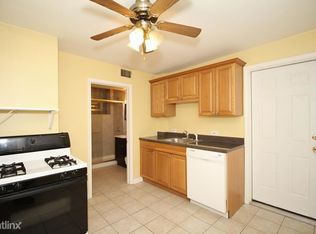 3709 N Bosworth Ave #UNT1CH, Chicago, IL 60613