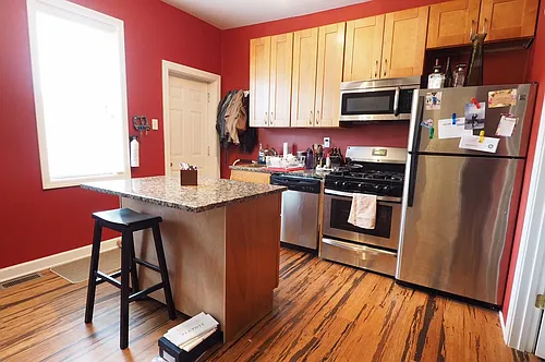 2115 W Wellington Ave #1F Photo 1