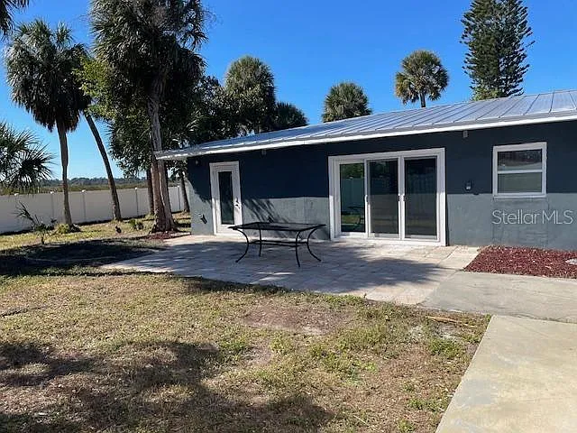 2950 Pallanza Dr S — Photo 28
