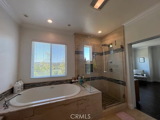 2546 Hibiscus St — Photo 15