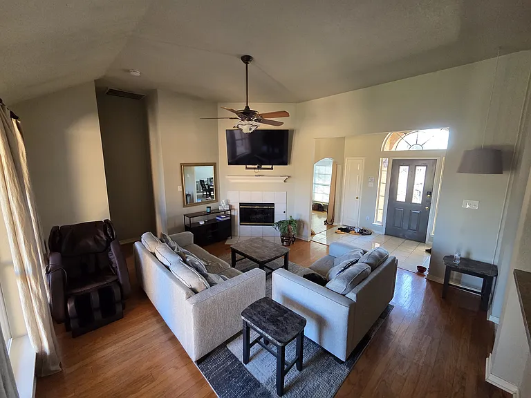 2412 Norwich Dr — Photo 14