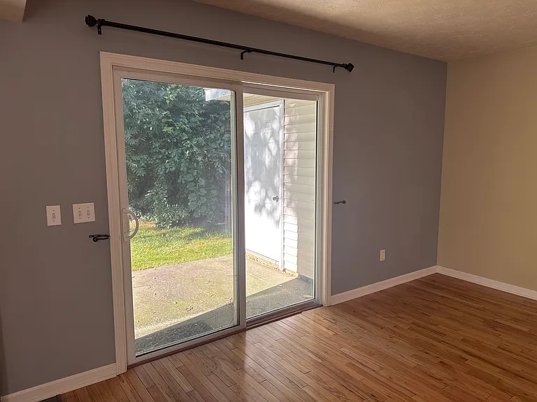 3313 Park Ridge Ln NE — Photo 16